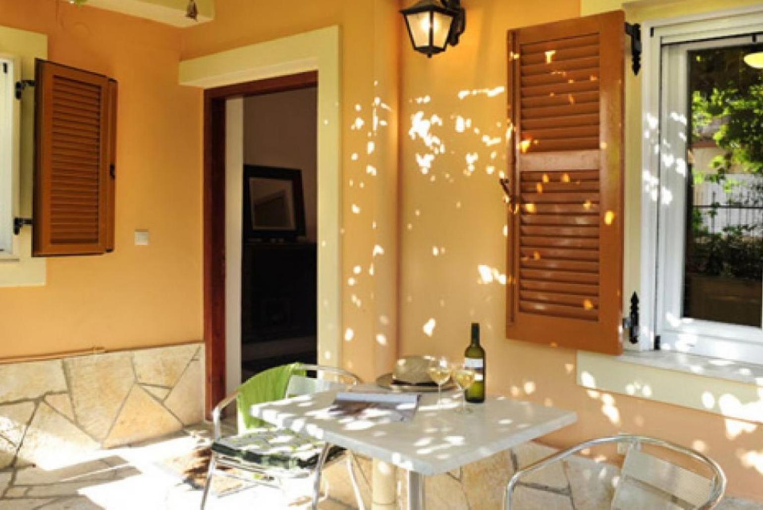 Foteini Apartment Agios Stefanos  المظهر الخارجي الصورة